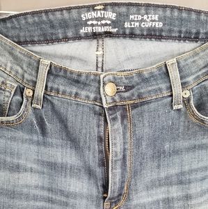 Signature by Levi Strauss Mid- rise slim cuffed